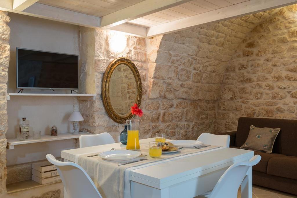 Romantic Miniloft Ostuni Exterior photo